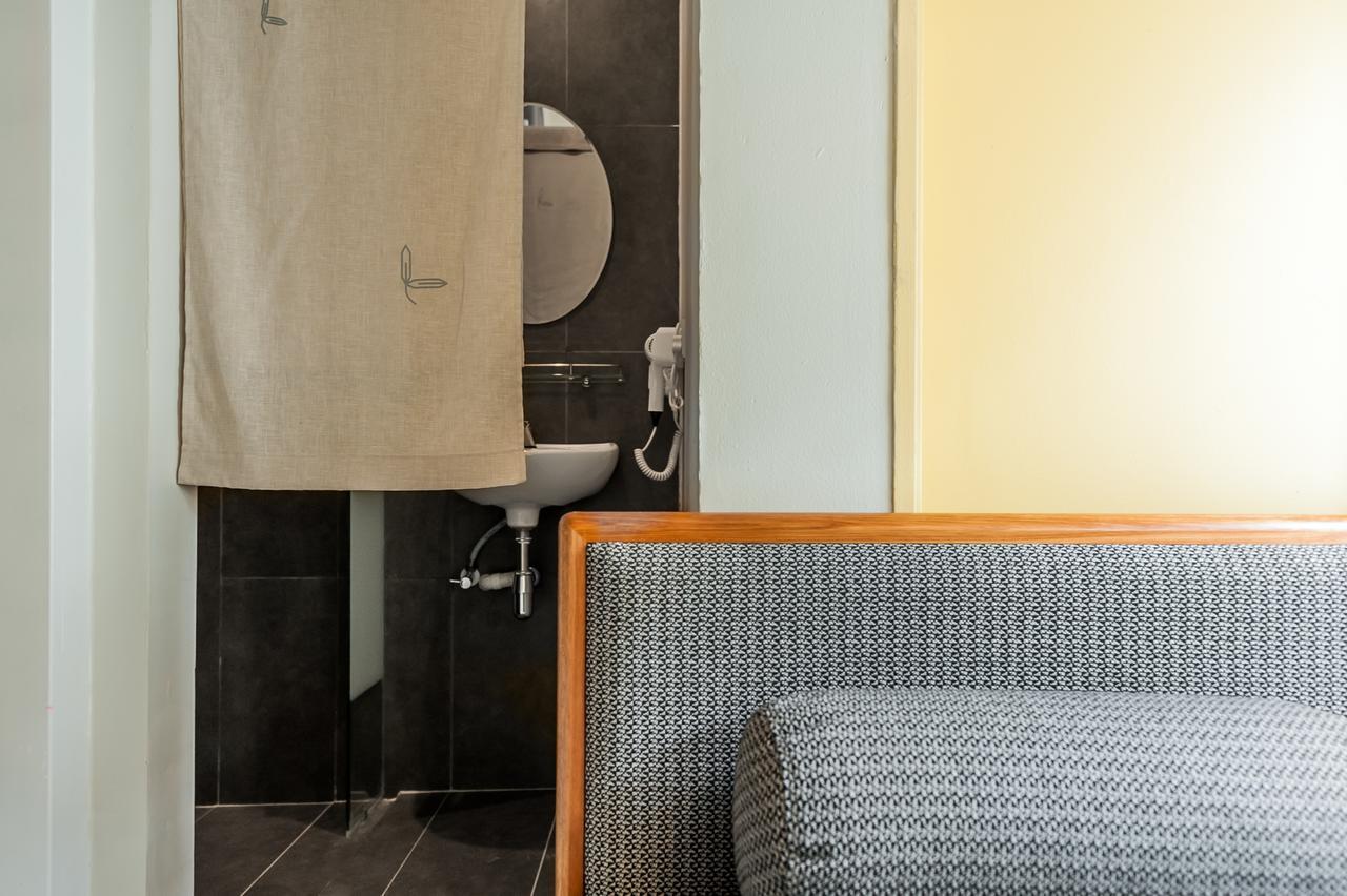 Bunk & Bilik Hotel Sri Petaling Kuala Lumpur Extérieur photo